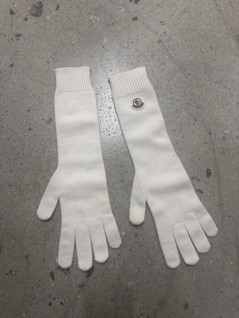 Moncler Wool Gloves in White